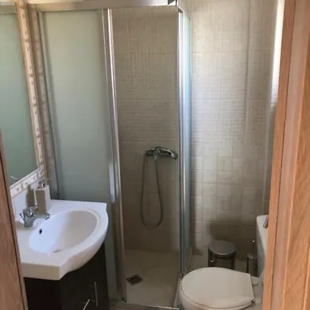 Petries Relaxed Holidays Agioi Apostoloi (Evia)